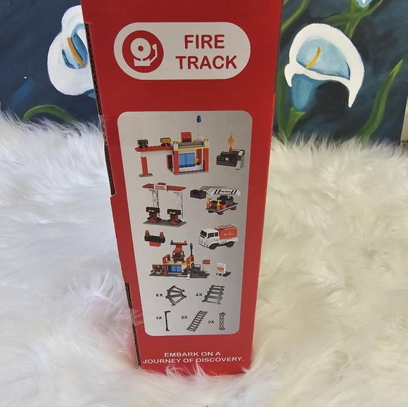 Fire Truck electric building blocks track Set - Picture 6 of 6